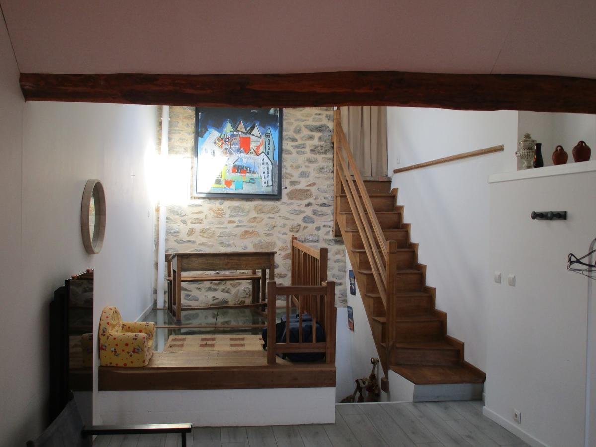 Gite Le Bourgneuf Fresnay-sur-Sarthe Exterior foto