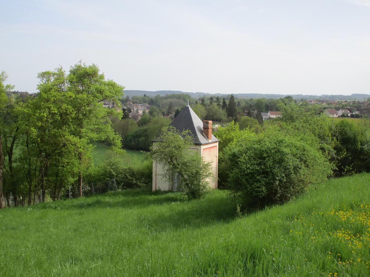 Gite Le Bourgneuf Fresnay-sur-Sarthe Exterior foto